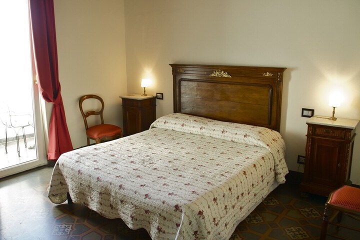 Room 5 of 23
