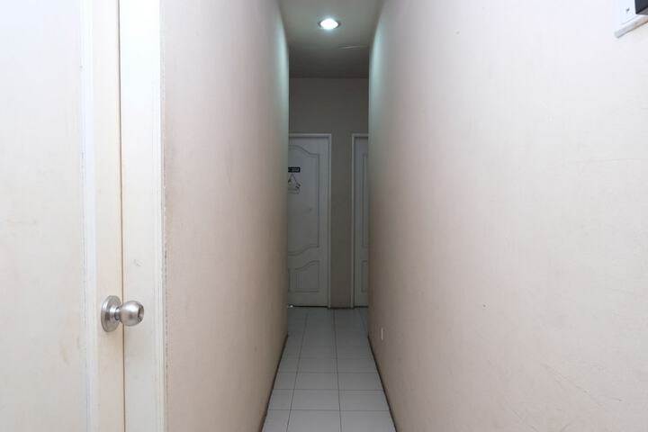 Ballroom/Hall 14 of 18