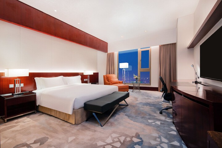 Room 30 of 69