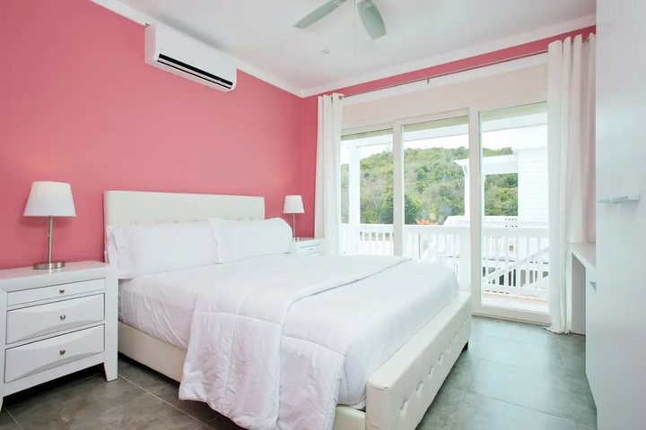 Room 3 of 18