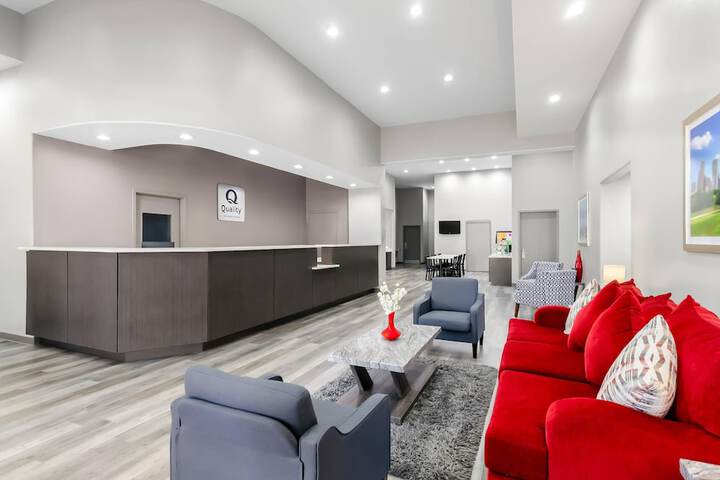 Guest Lobby
