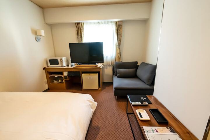 Room 100 of 239