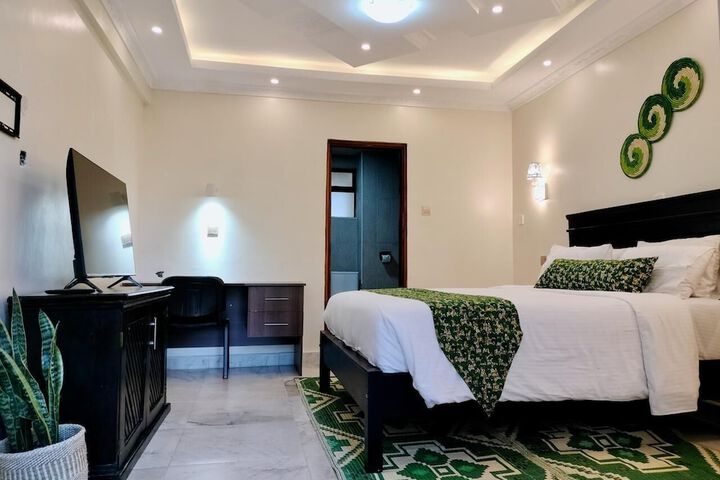 Room 42 of 97