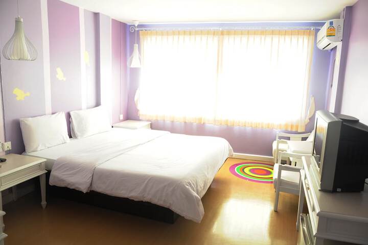 Room 8 of 31