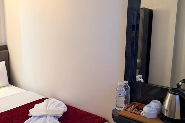 Room 19 of 60