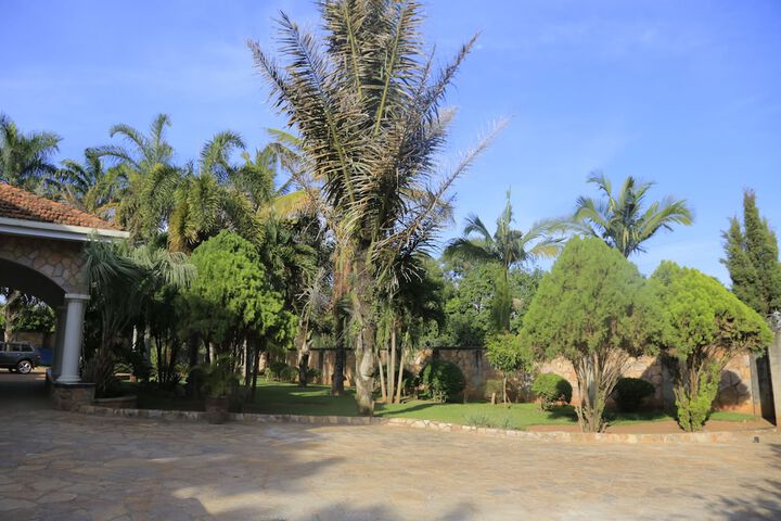 Property Grounds 46 of 61