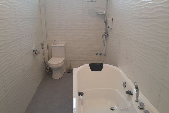 Room 35 of 52