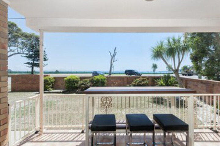 Terrace/Patio 11 of 14