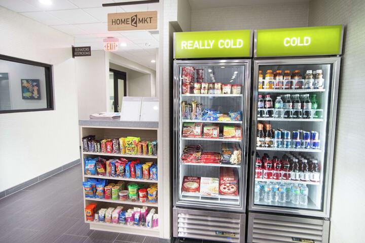 Snack bar