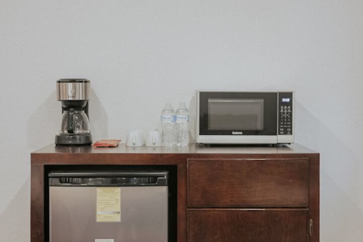 Breakfast/Coffee Service 75 of 161