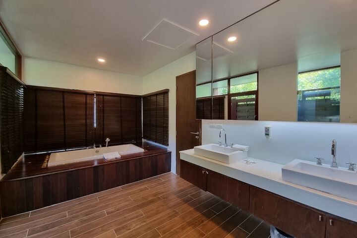 Clean Restrooms