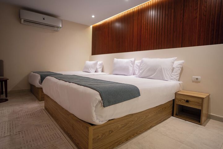 Room 70 of 126