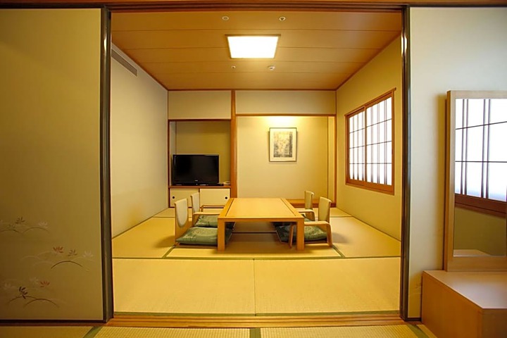 Photo 18