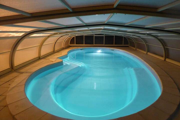 Pool 32 of 60