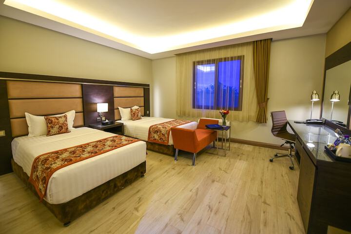 Room 12 of 86