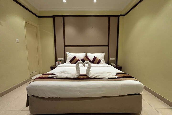 Room 15 of 65