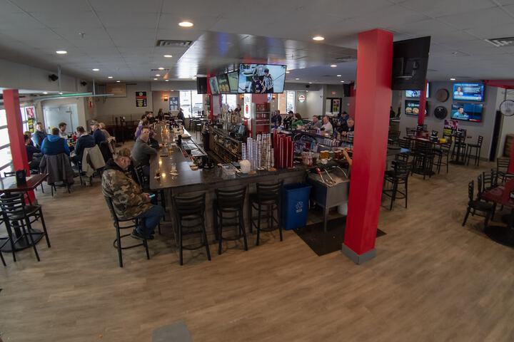 Lounge 57 of 66