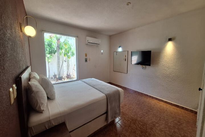 Room 32 of 55