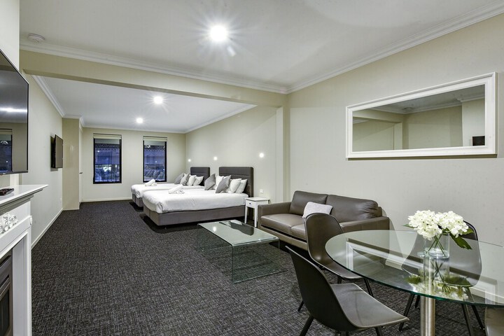 Room 3 of 15