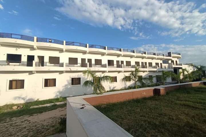 Hotel 50 of 77