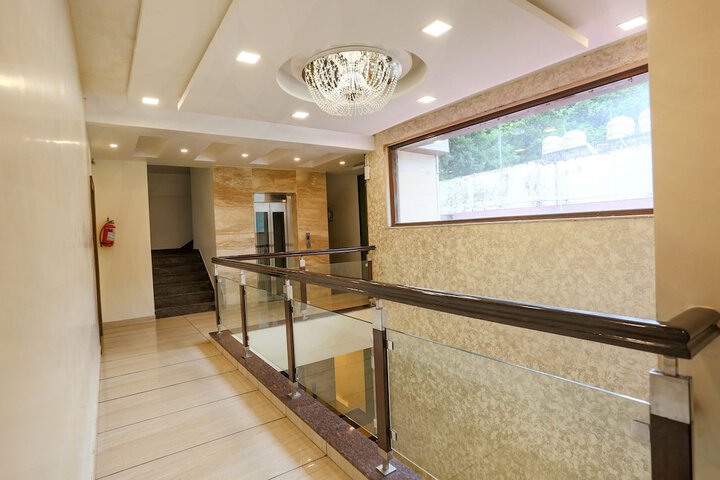 Hotel Interior 4 of 36