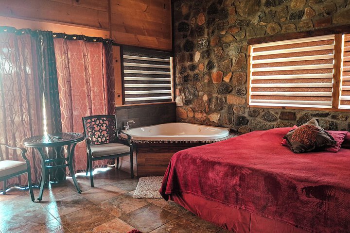 Room 6 of 35