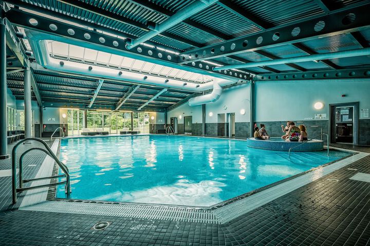 Pool 104 of 143