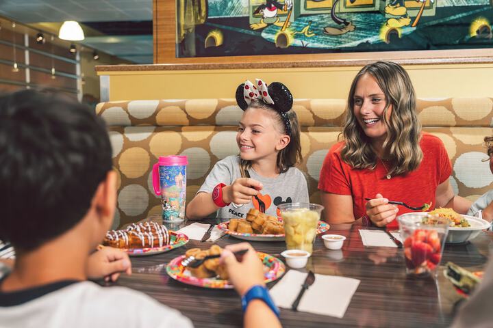 Breakfast/Coffee Service 26 of 35