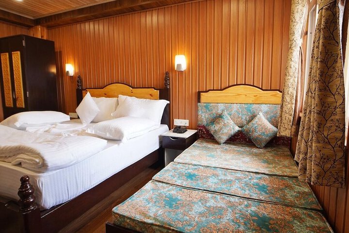 Room 7 of 36