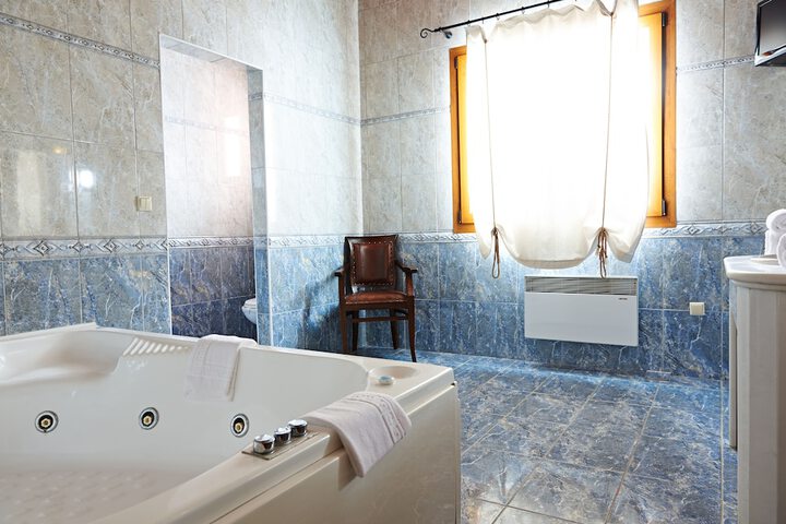 Bathroom Interior Photo