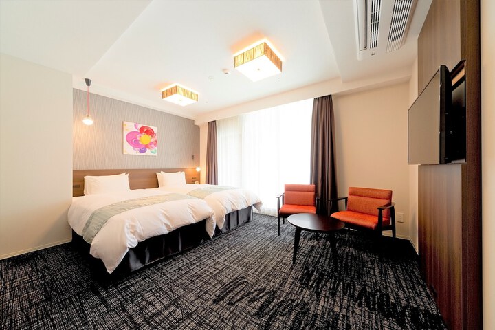 Room 17 of 51