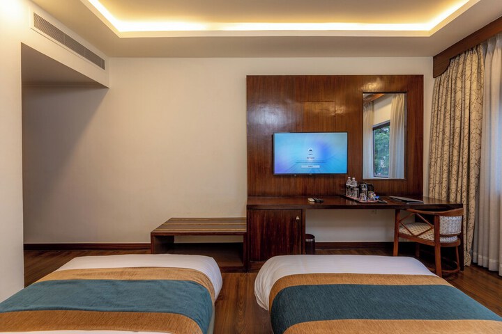 Room 26 of 191