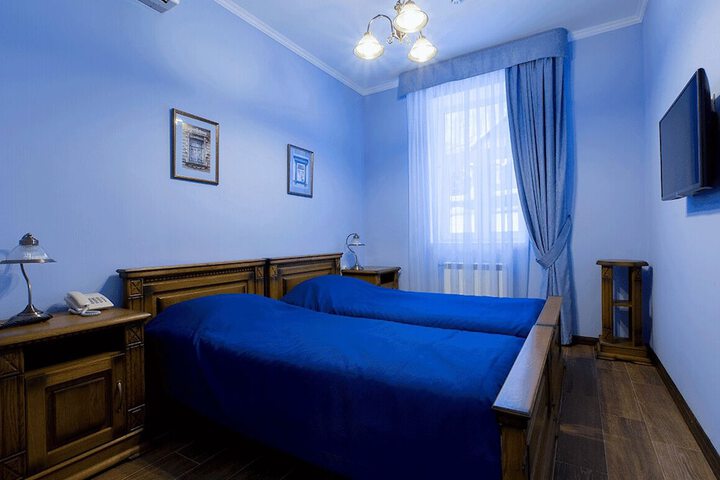 Room 14 of 38