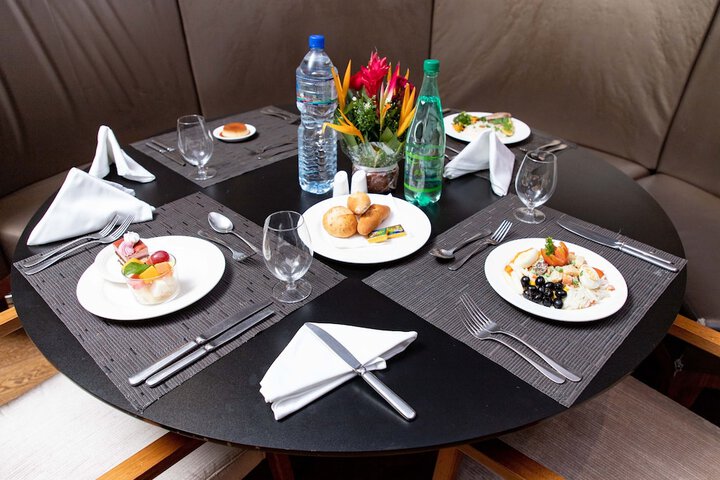 Dining 81 of 100