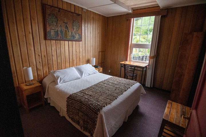 Room 15 of 25