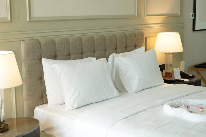 Room 9 of 60