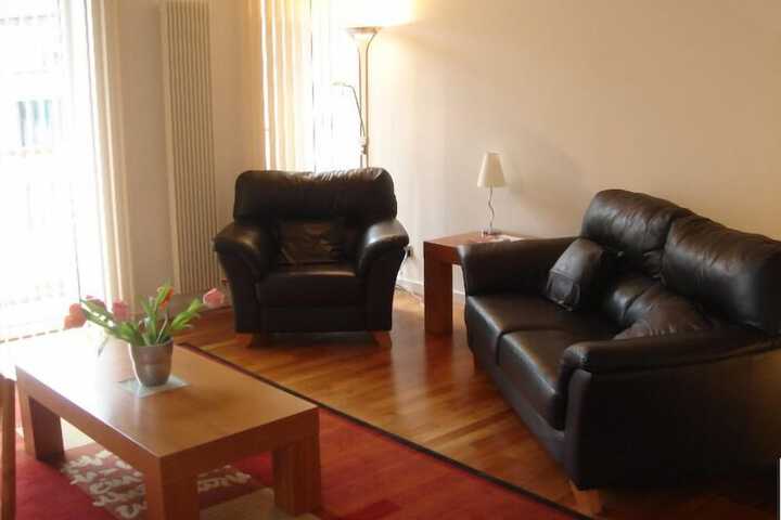 Room 9 of 10