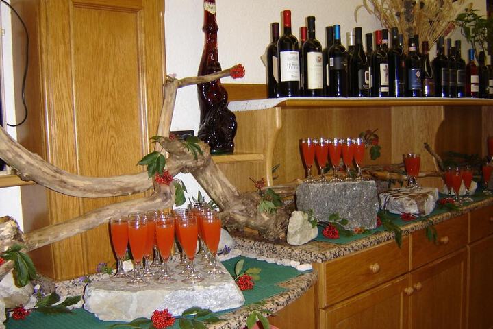 Dining 48 of 72
