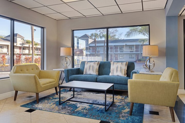 Guest Lobby