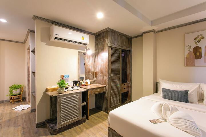 Room 84 of 150