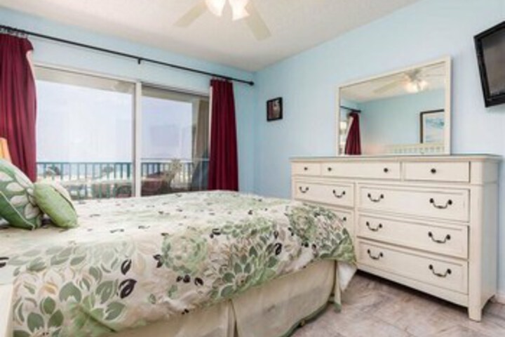 Room 122 of 151