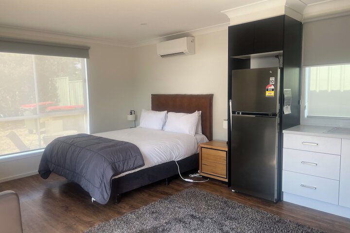 Room 25 of 94