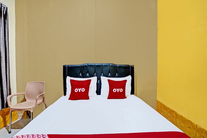 Room 10 of 20