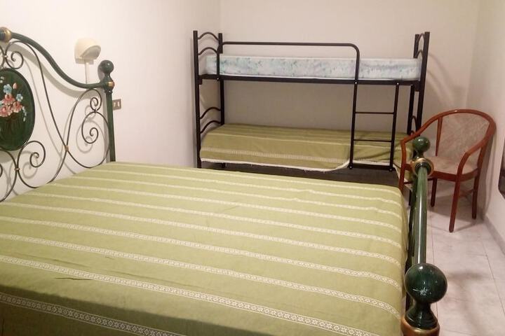 Room 11 of 21