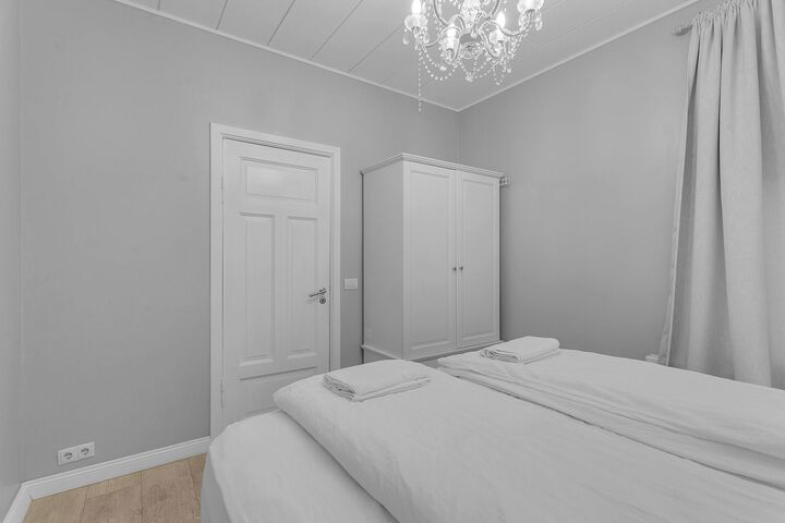 Room 38 of 44