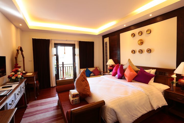 Room 15 of 98