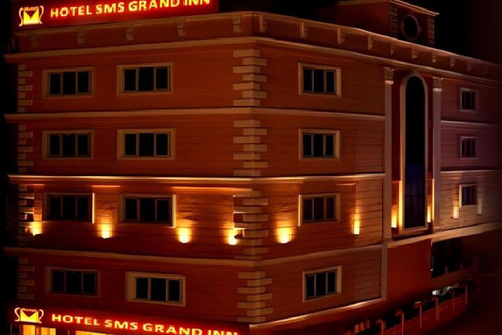 Hotel Sms Grand Inn