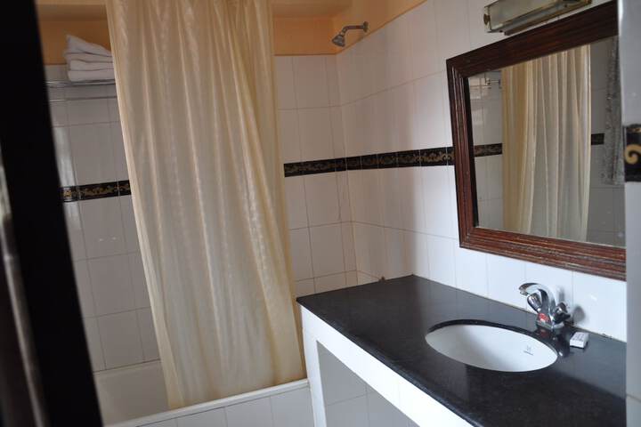 Room 30 of 67