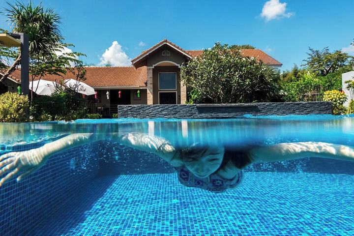 Pool 93 of 107
