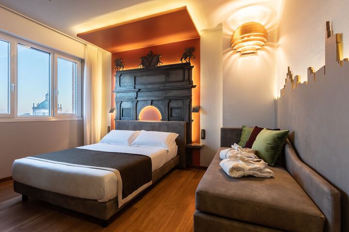 Room 40 of 84
